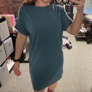 Short sleeve dress